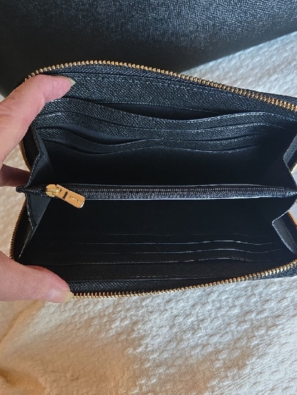 COACH SET! Black Leather Gallery Tote and Matching Wallet - Picture 3 of 8